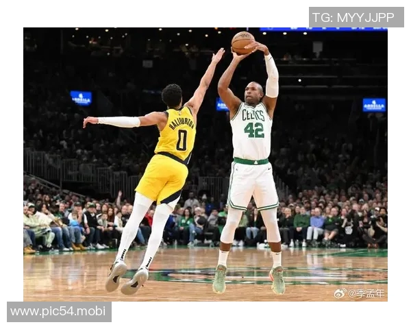 布朗30+10西亚卡姆32+10 凯尔特人轻取步行者